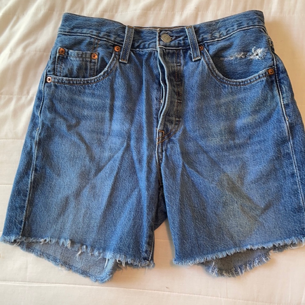 Levi’s jean shorts. Size 4